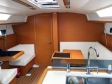 Jahtas Sun Odyssey 409 salons