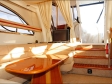 Motorjahtas Sealine F43 Salons